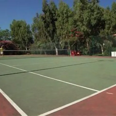 Hotel Villaggio Simenzaru