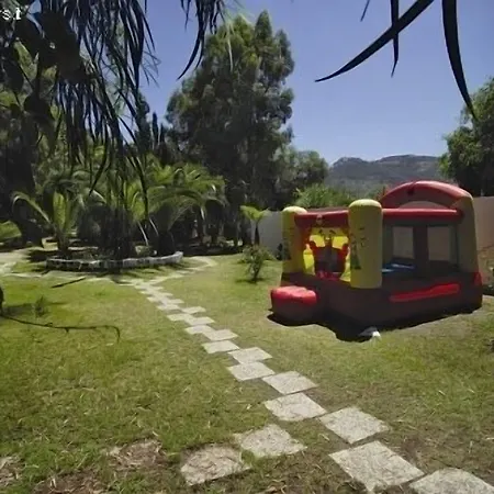 Hotel Villaggio Simenzaru 2*