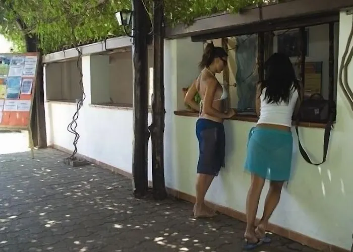 מלון Villaggio Simenzaru